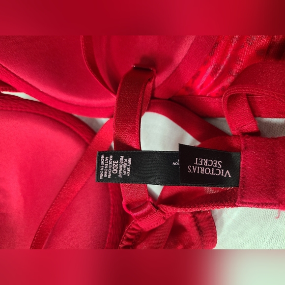 Victorias secret Very sexy push up bra size 32DD- Read description - Picture 7 of 9
